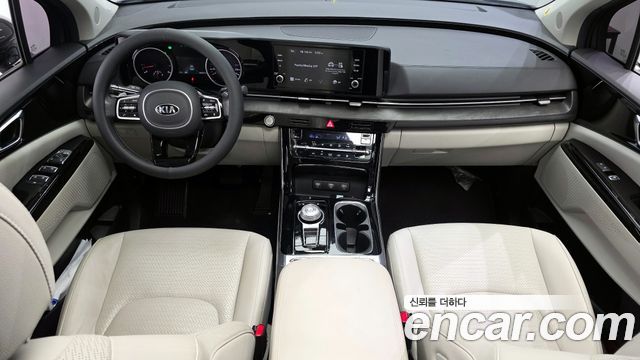 Kia Canival 2021 — photo 10