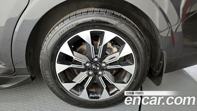 Kia Canival 2021 — photo 7