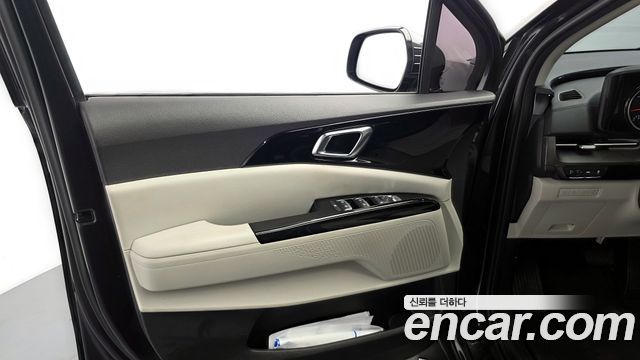 Kia Canival 2021 — photo 14