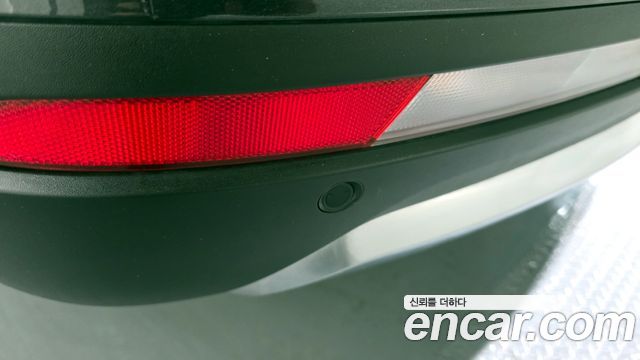 Kia Canival 2021 — photo 35