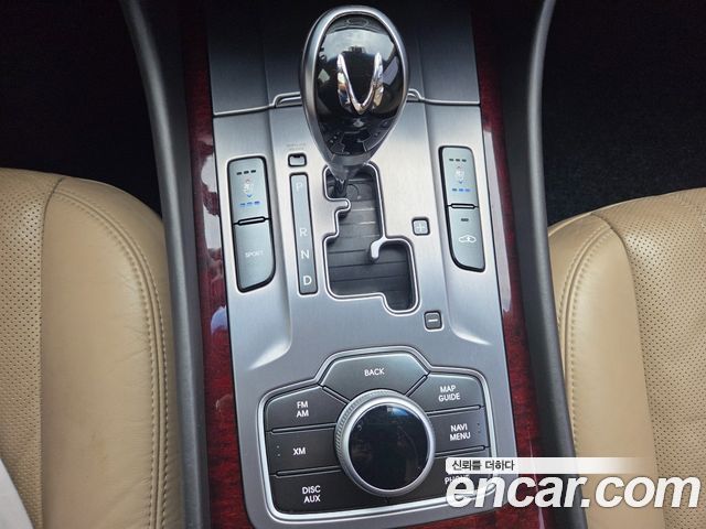 Hyundai Equus 2012 — photo 9