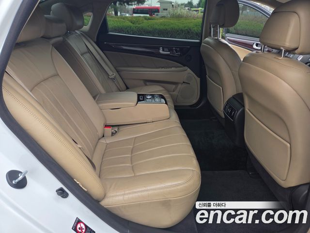 Hyundai Equus 2012 — photo 12