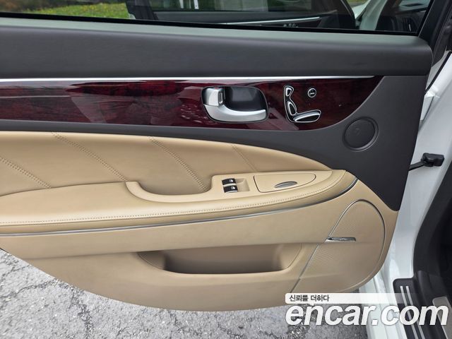 Hyundai Equus 2012 — photo 14