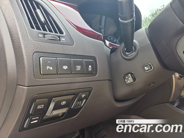Hyundai Equus 2012 — photo 16