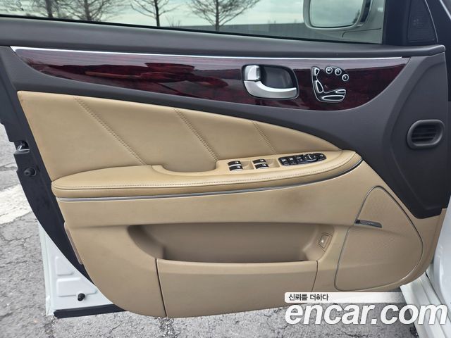 Hyundai Equus 2012 — photo 19