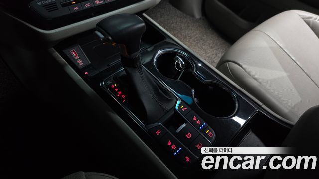 Kia Canival 2019 — photo 9