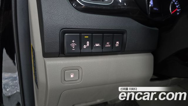 Kia Canival 2019 — photo 17