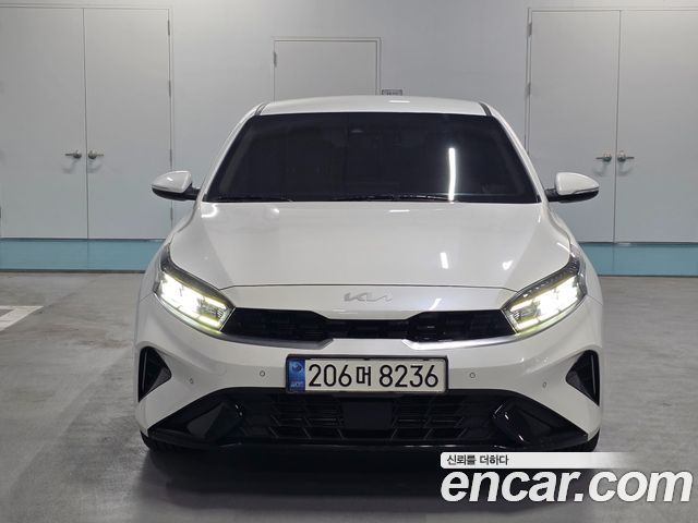 Kia K3 2022 — photo 1