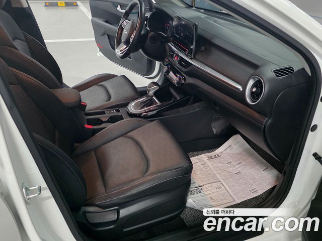 Kia K3 2022 — photo 5