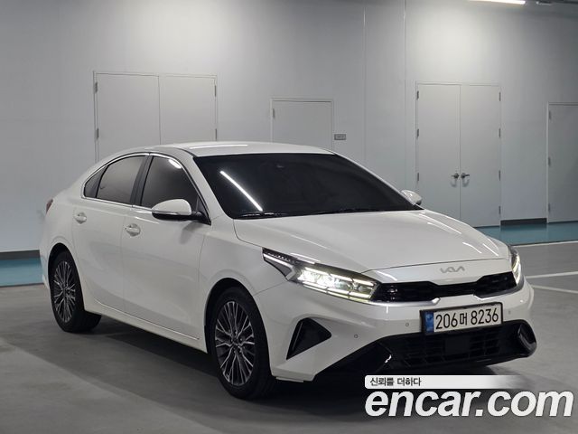 Kia K3 2022 — photo 17