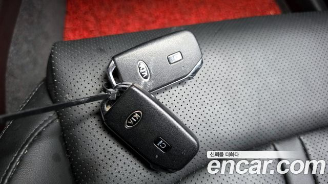 Kia K5 2020 — photo 28