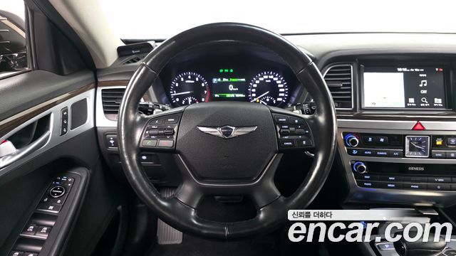 Genesis G80 2019 — photo 18