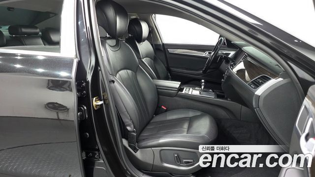 Genesis G80 2019 — photo 16