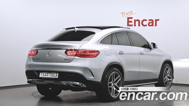 Mercedes-Benz GLE-Class 2017 — photo 2