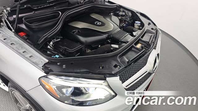 Mercedes-Benz GLE-Class 2017 — photo 6
