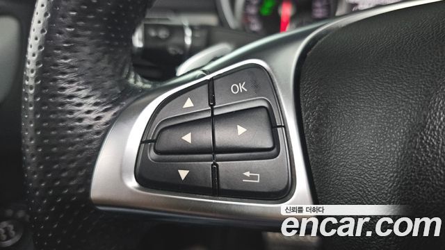 Mercedes-Benz GLE-Class 2017 — photo 15