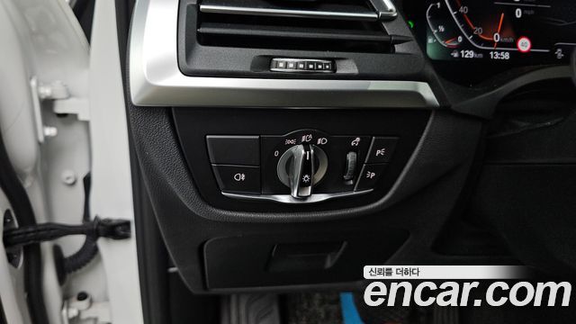 BMW X4 2022 — photo 29
