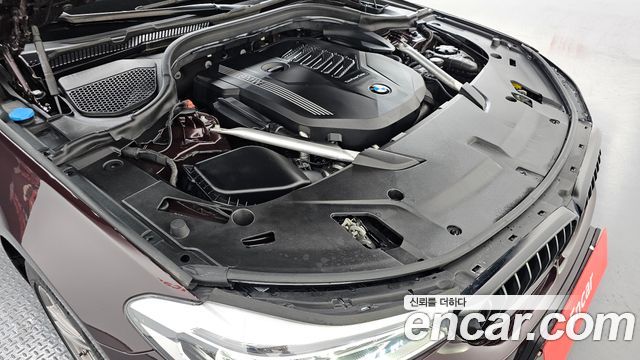 BMW Gran Turismo 2020 — photo 6