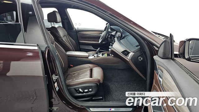 BMW Gran Turismo 2020 — photo 17
