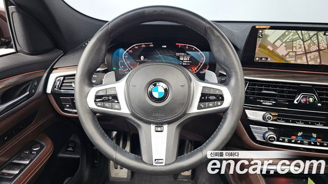 BMW Gran Turismo 2020 — photo 18