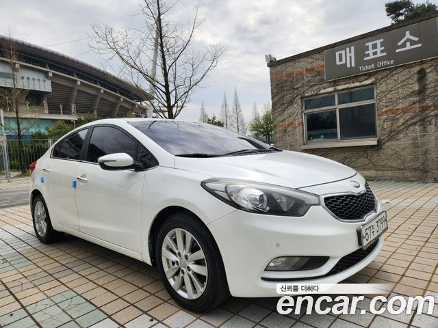 Kia K3 2015 — photo 1