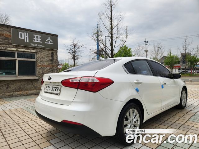 Kia K3 2015 — photo 2