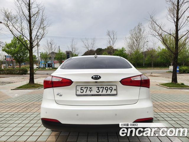 Kia K3 2015 — photo 4