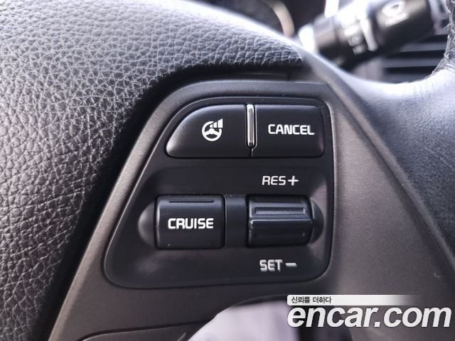 Kia K3 2015 — photo 18