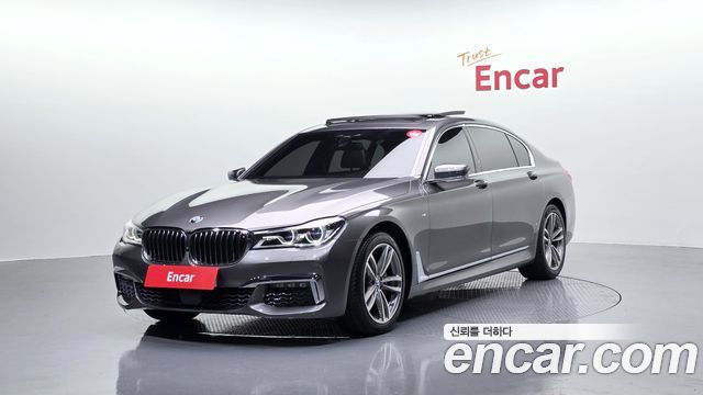 BMW 7-Series 2017 — photo 1