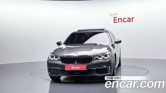 BMW 7-Series 2017 — photo 3