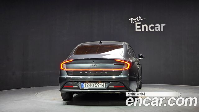 Hyundai Sonata 2022 — photo 4