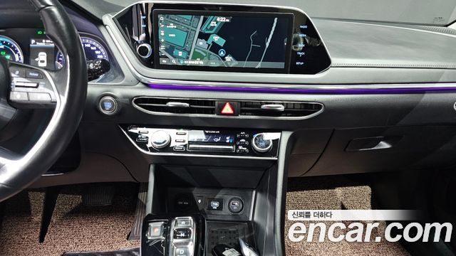 Hyundai Sonata 2022 — photo 18