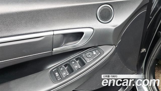 Hyundai Sonata 2022 — photo 21