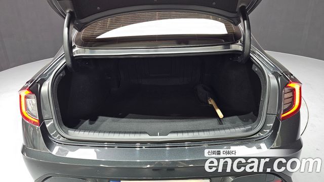 Hyundai Sonata 2022 — photo 22