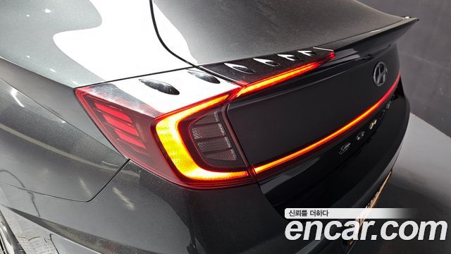 Hyundai Sonata 2022 — photo 9