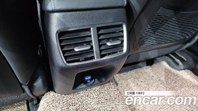 Hyundai Sonata 2022 — photo 31