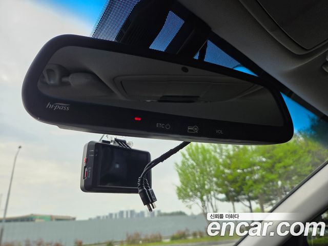Hyundai Grandeur 2018 — photo 16