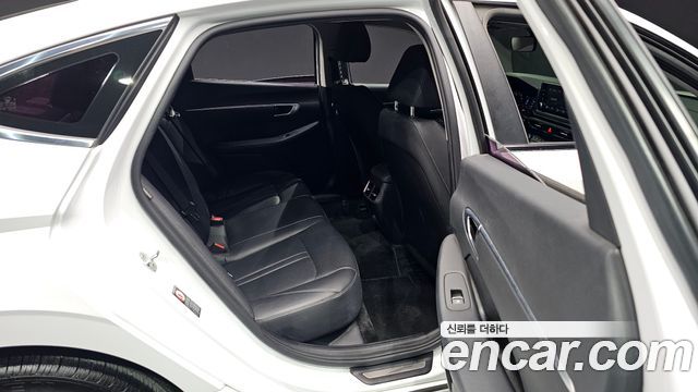 Hyundai Sonata 2020 — photo 11
