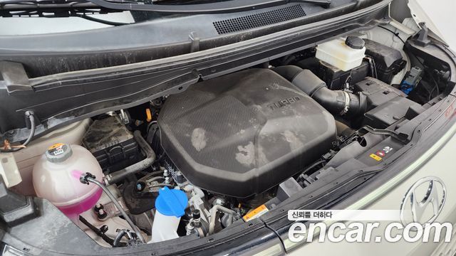 Hyundai Staria 2024 — photo 6