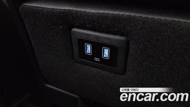 Hyundai Staria 2024 — photo 15