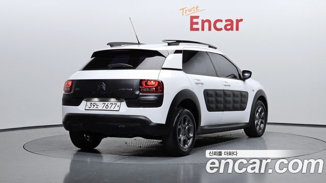 Citroën / DS C4 CACTUS 2018 — photo 2