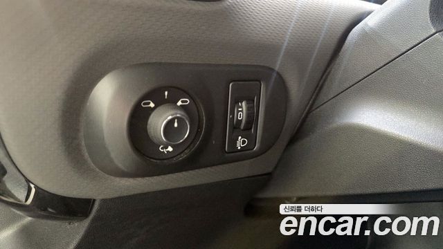 Citroën / DS C4 CACTUS 2018 — photo 30