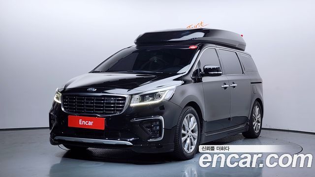 Kia Canival 2019 — photo 1