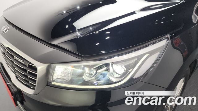 Kia Canival 2019 — photo 8