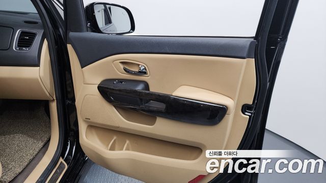 Kia Canival 2019 — photo 15