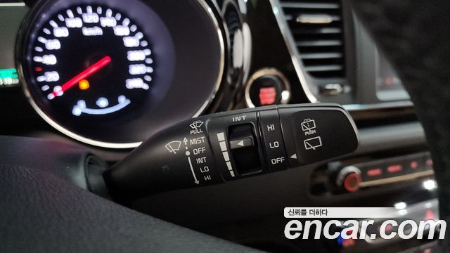 Kia Canival 2019 — photo 29