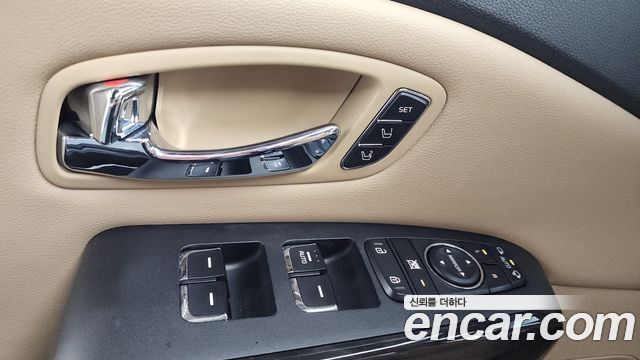 Kia Canival 2019 — photo 30
