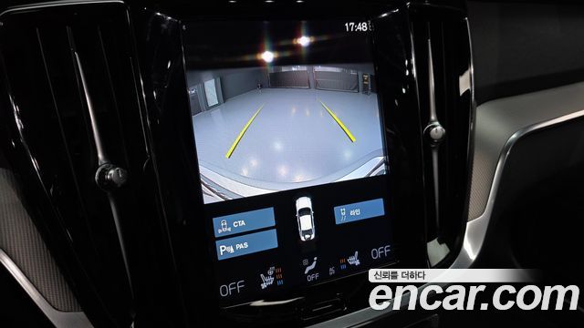 Volvo S60 2022 — photo 15