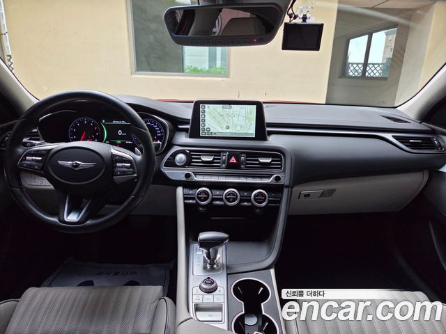 Genesis G70 2019 — photo 8