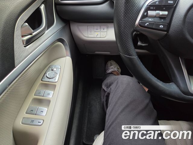 Genesis G70 2019 — photo 13